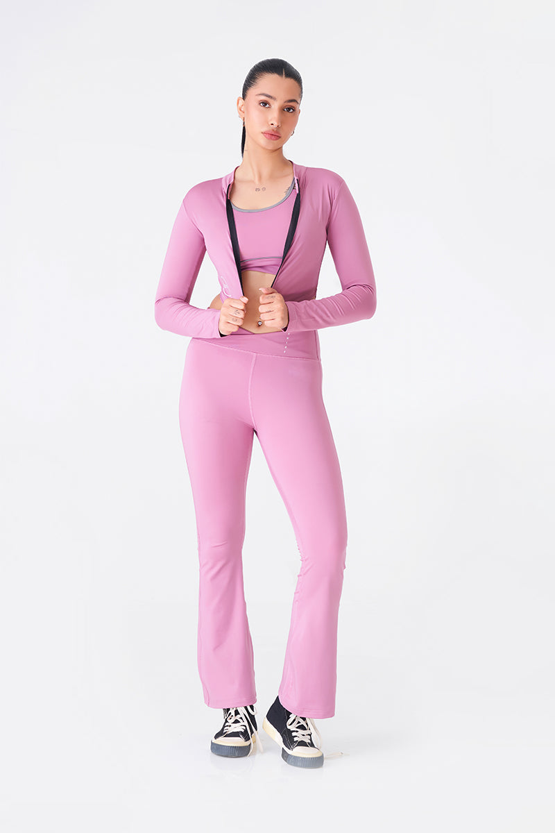 Peach Full Sleeves Zipper Top for a Sleek Gym Look