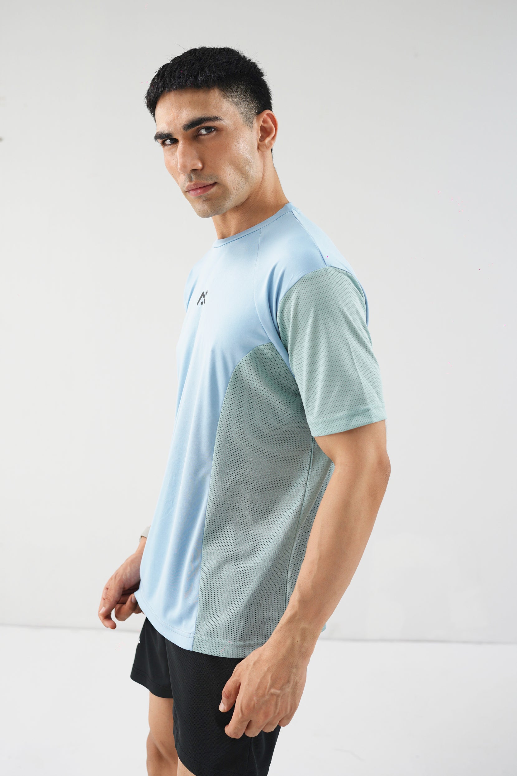 Men's Active Motion Tee – Light Blue
