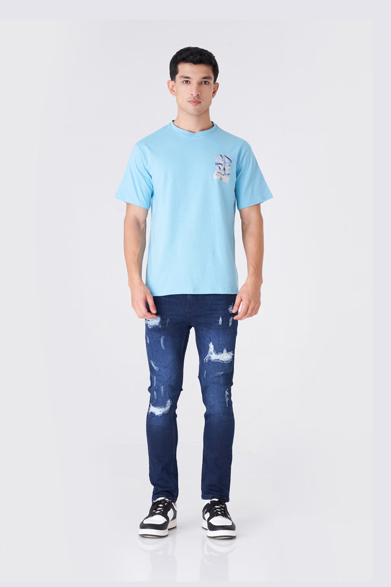 Men's Light Blue Tee for Casual Comfort