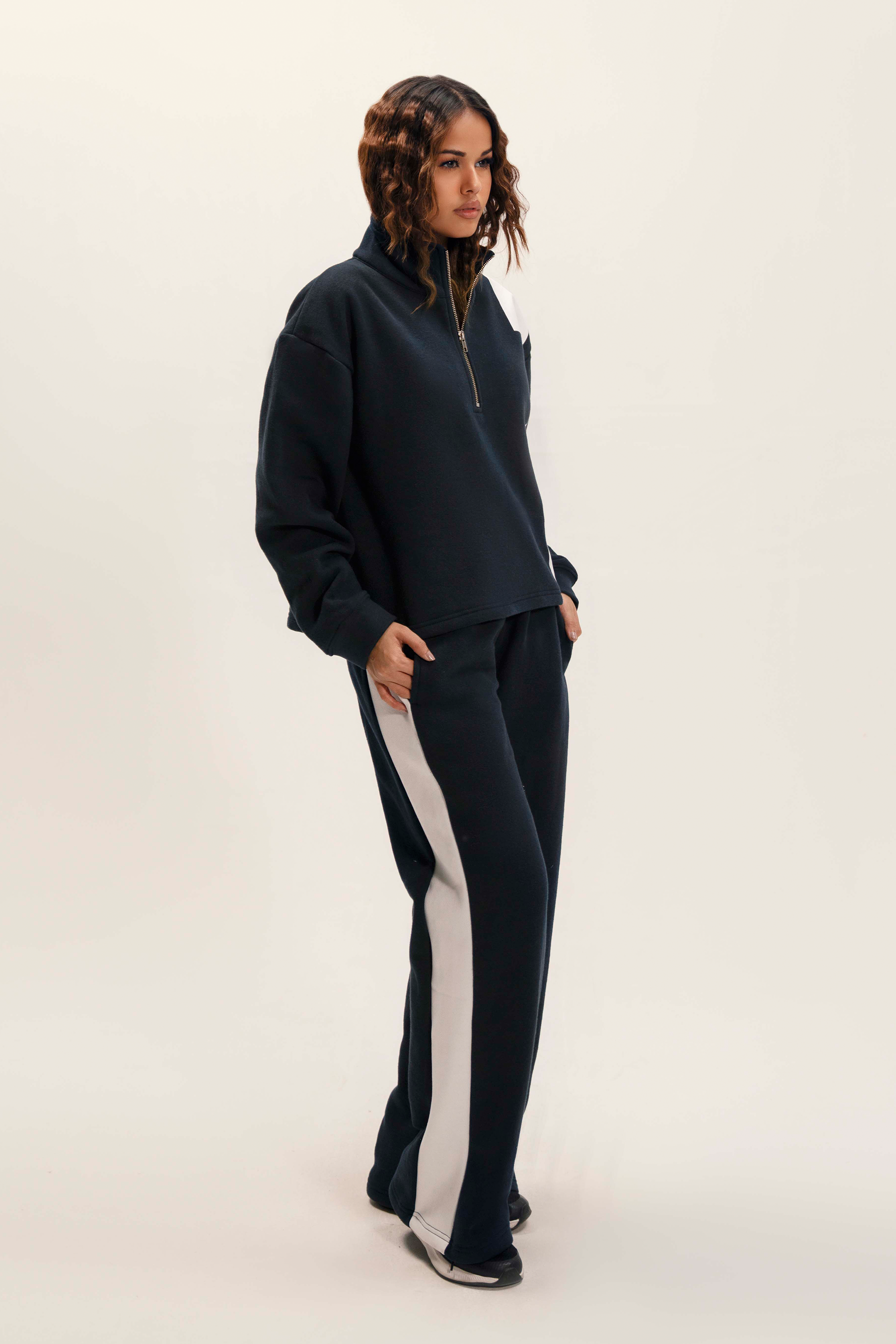 Women's Half Zipper & Sweatshirts