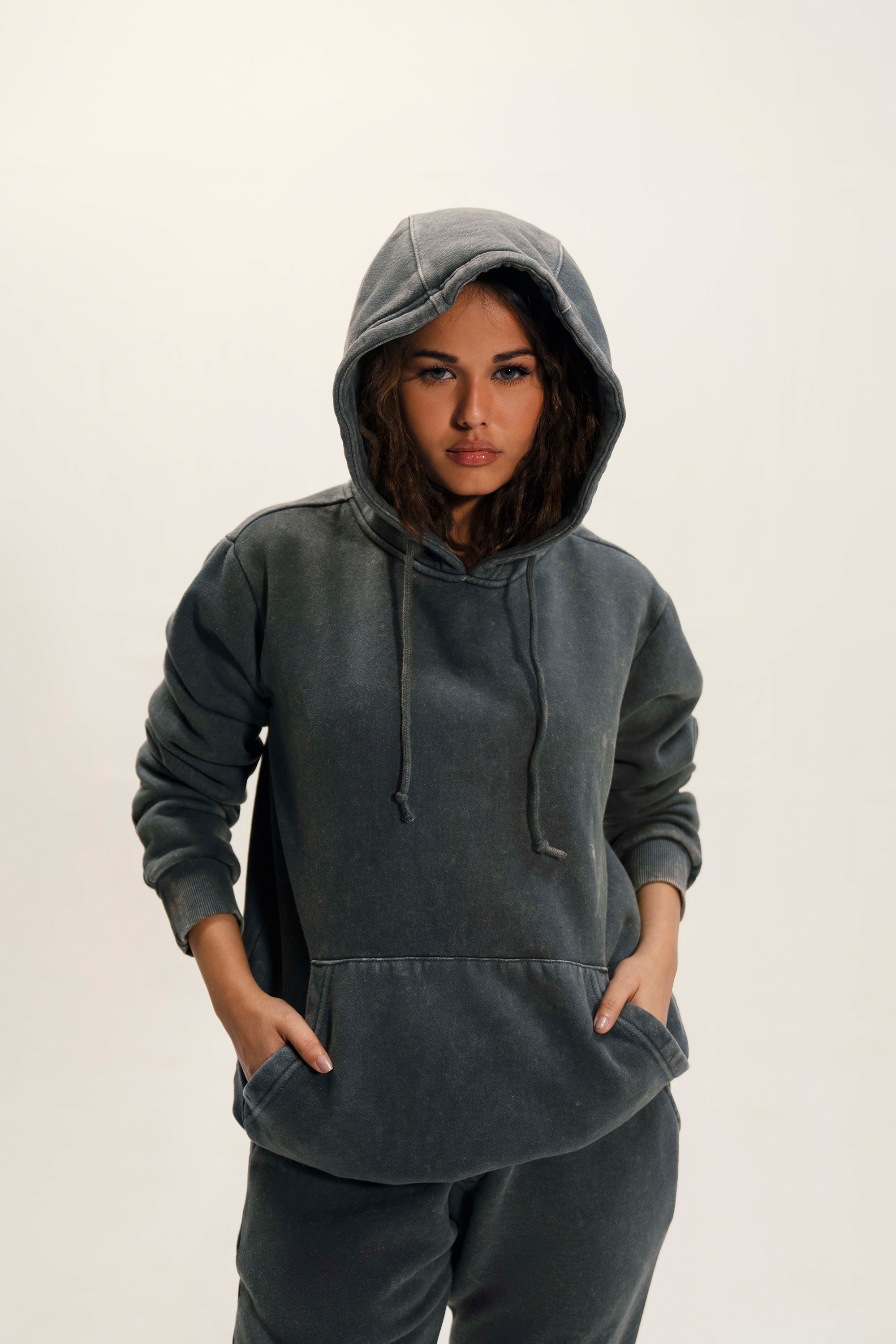 Unisex hoodies & trousers