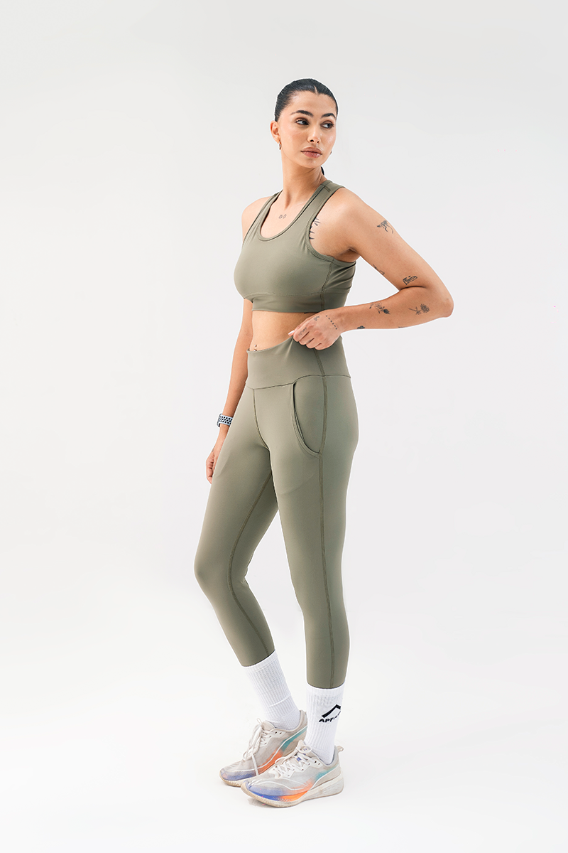 #color_Olive