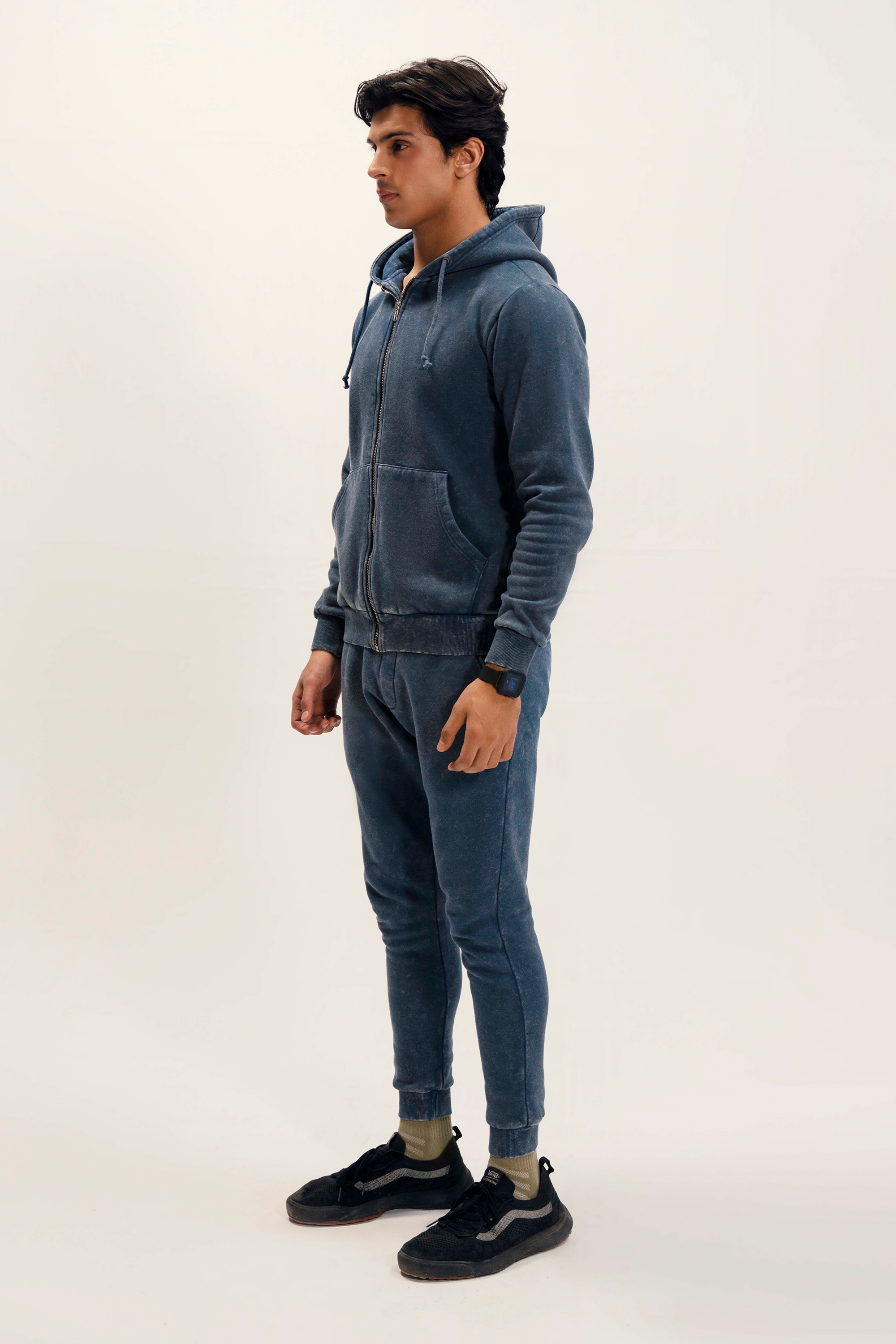 Unisex hoodies & trousers