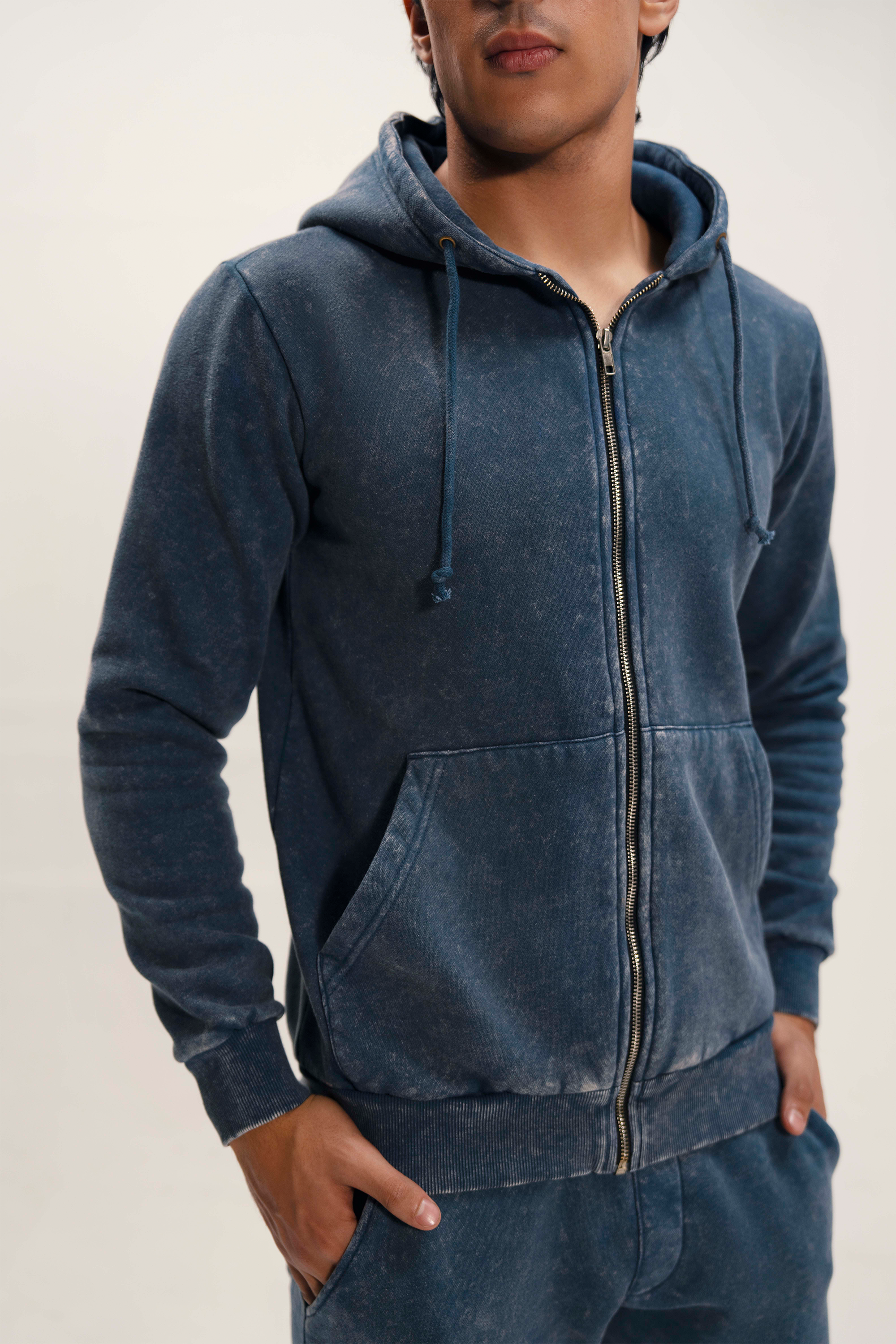 Unisex hoodies & trousers