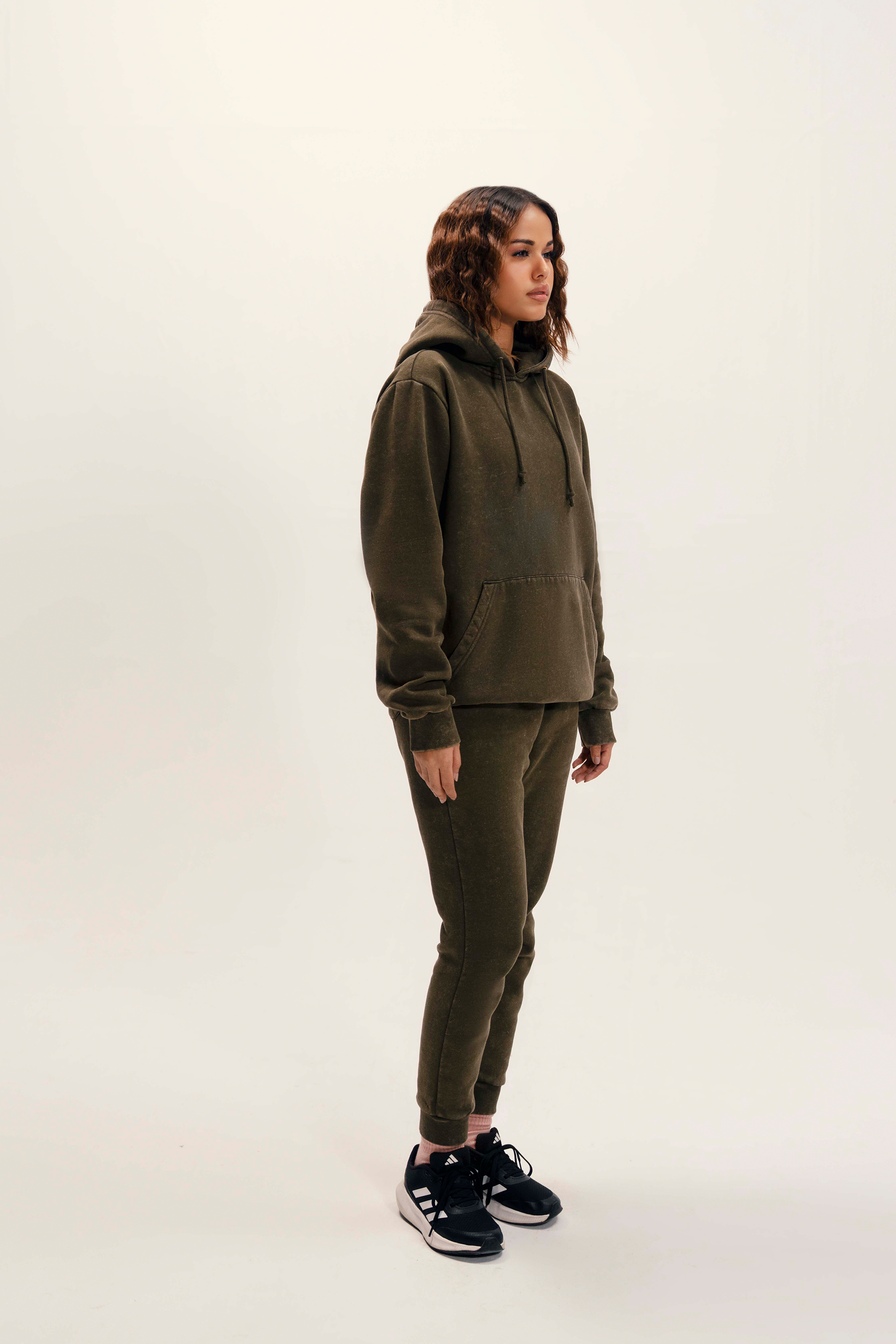 Unisex hoodies & trousers