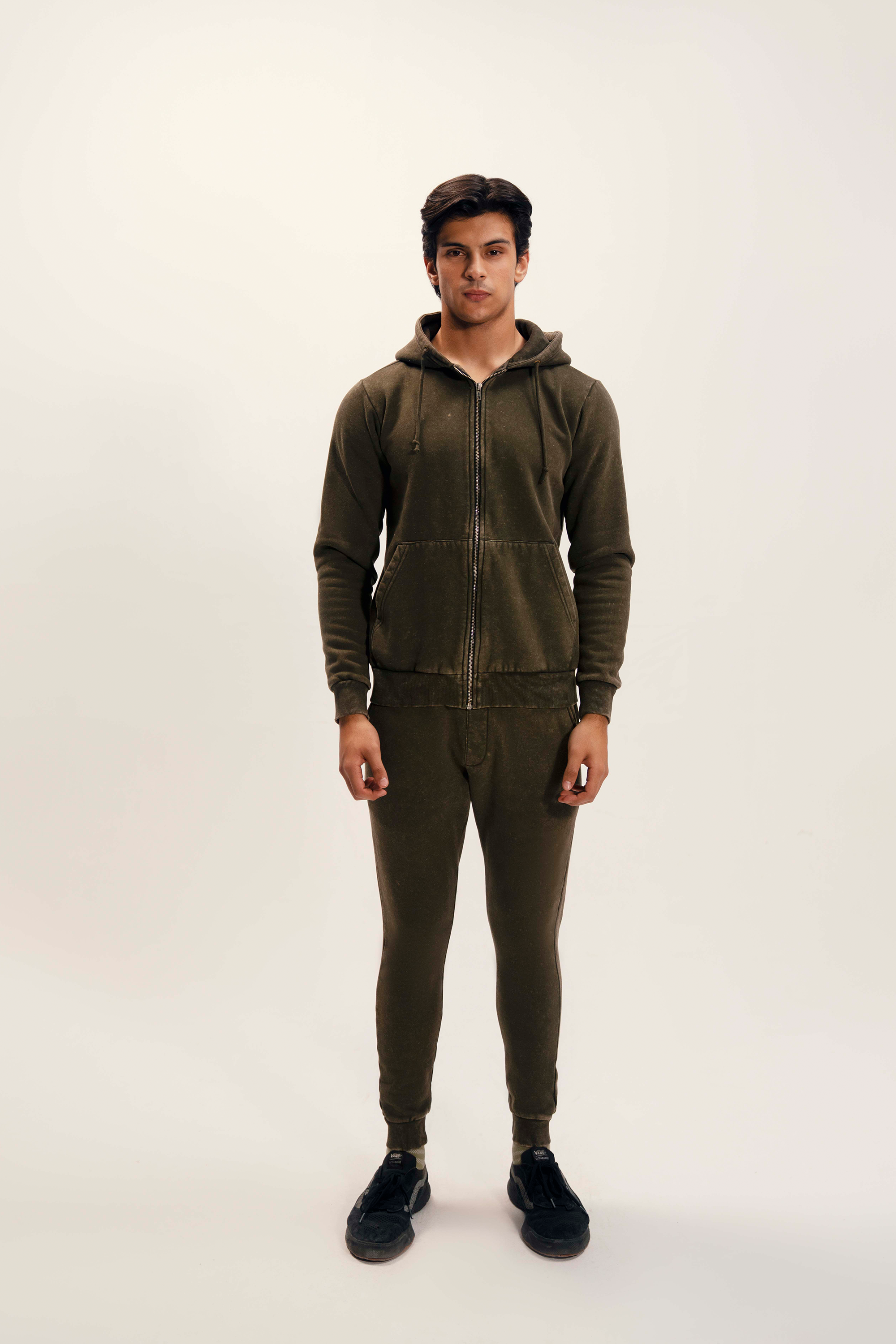 Unisex hoodies & trousers