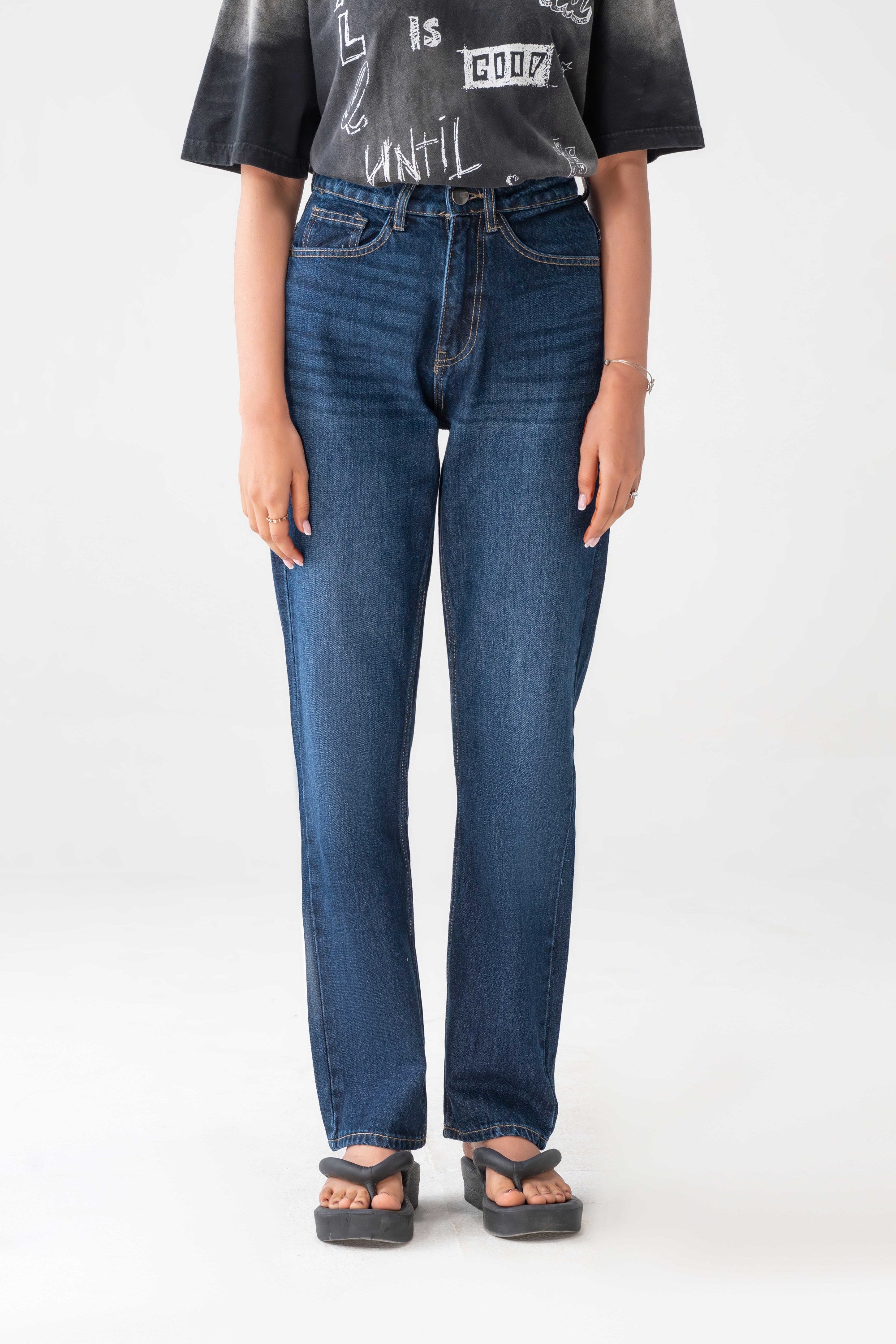 Straight Leg Denim Jeans – Women