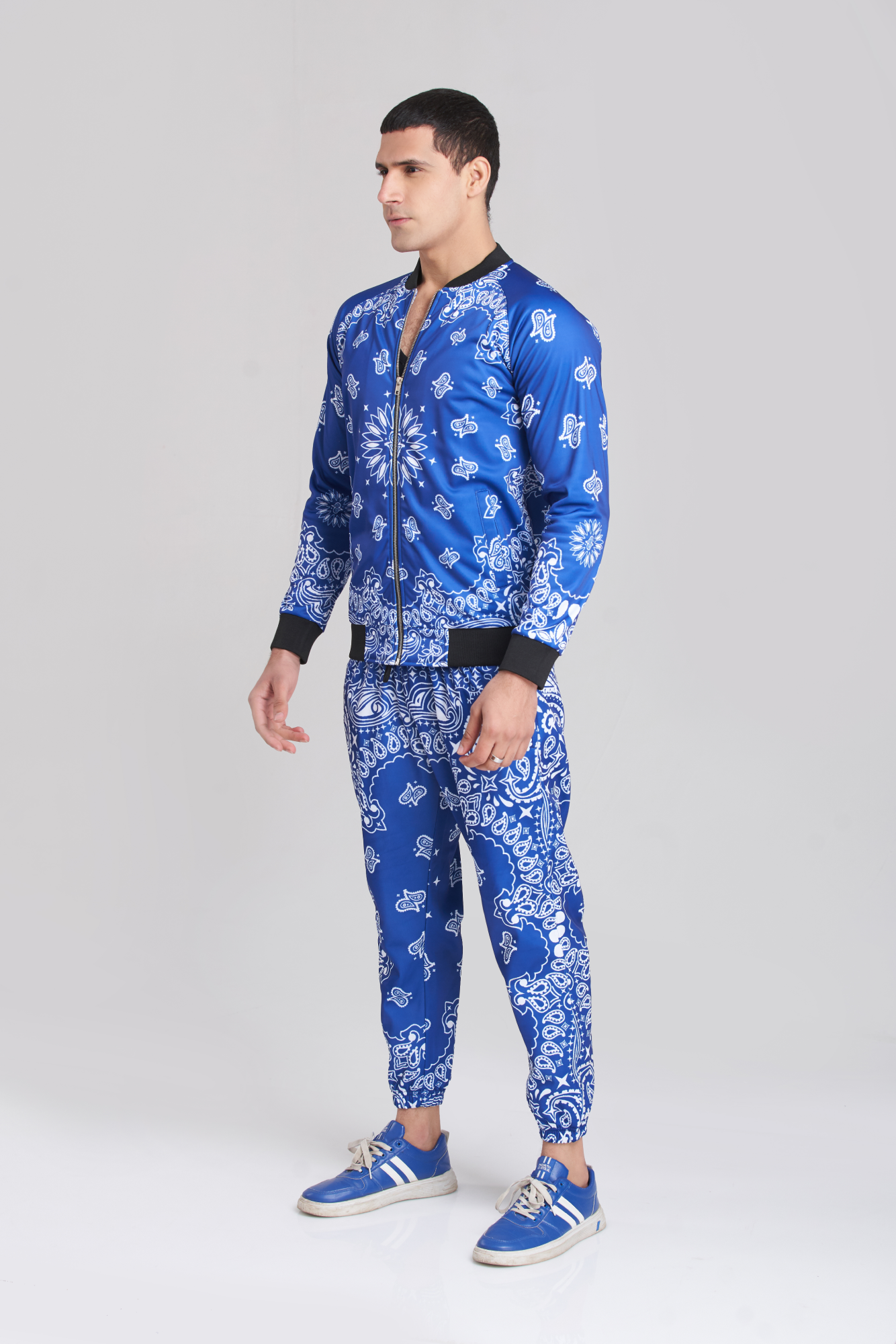 Modern Stylish Pattern Men TrackSuit