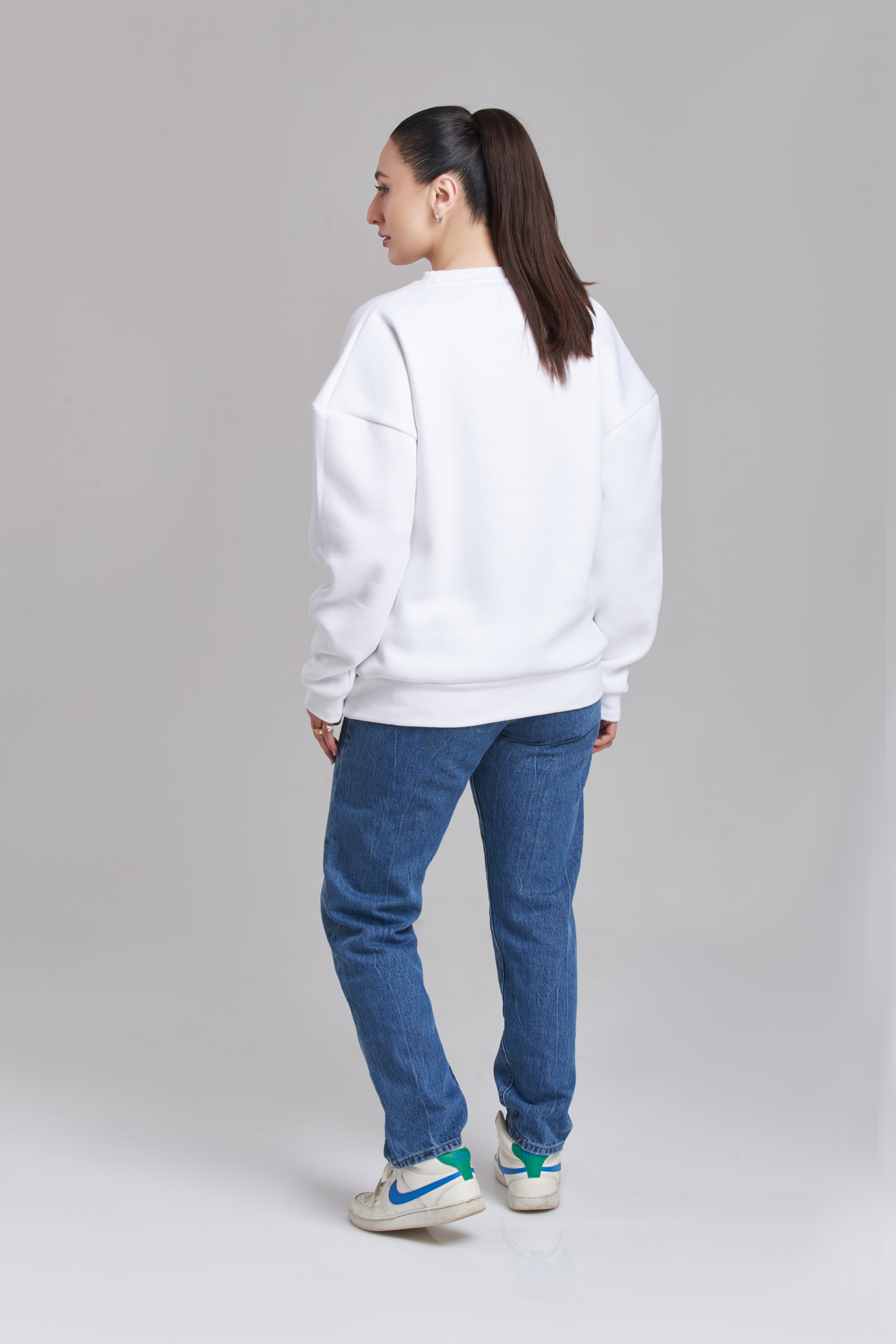 Friends Oversized Sweatshirt - Women