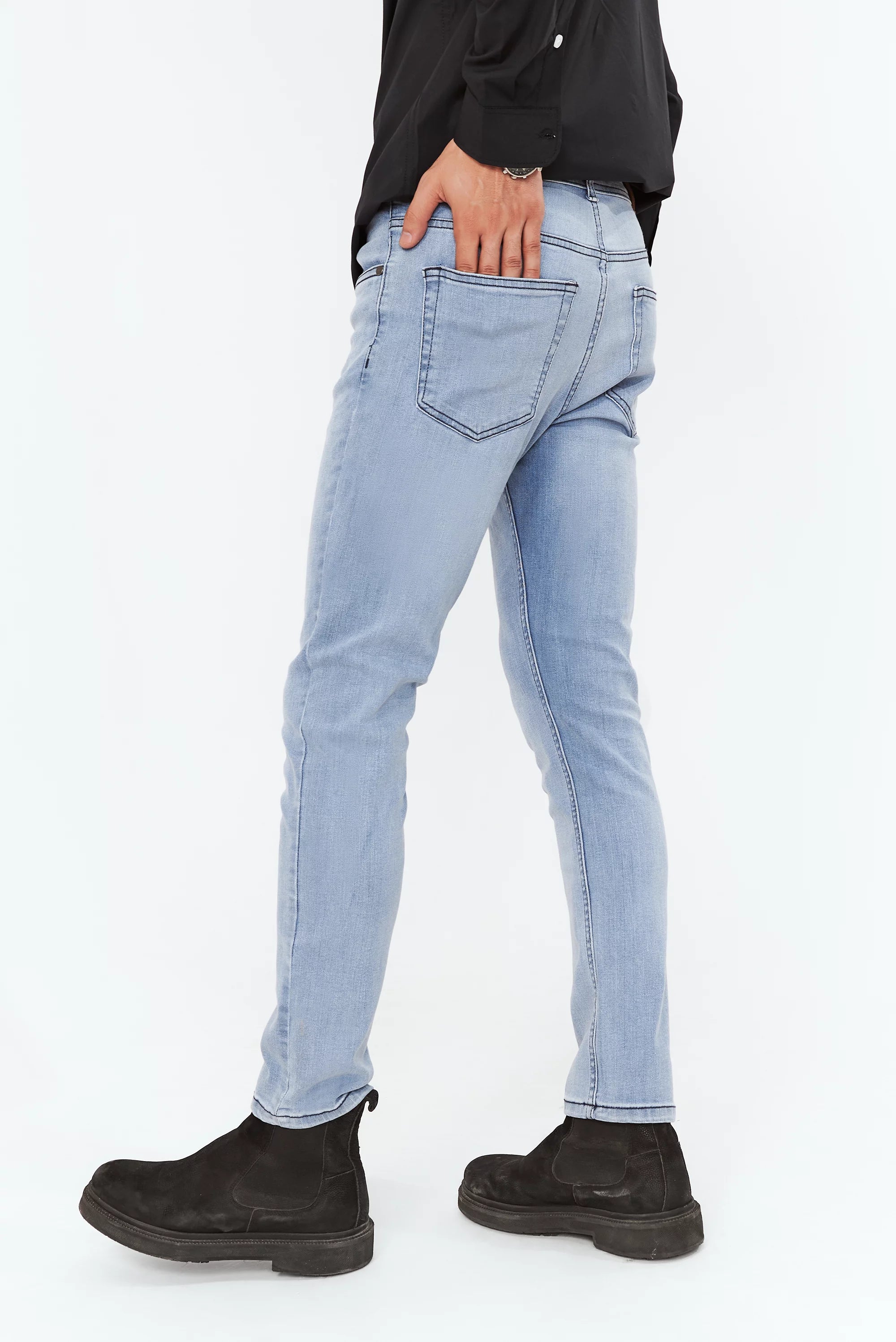 Men's Faded Tapered Fit Sky Blue Jeans