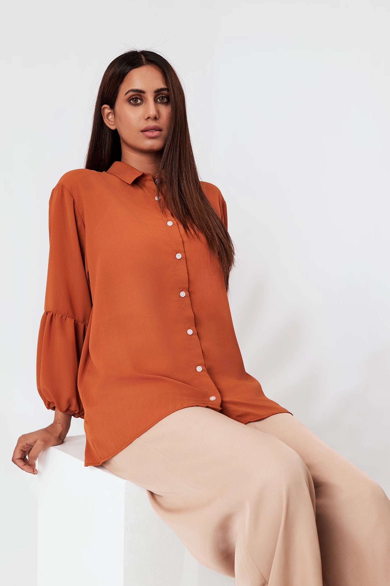 Women's Gathered Sleeves Blouse