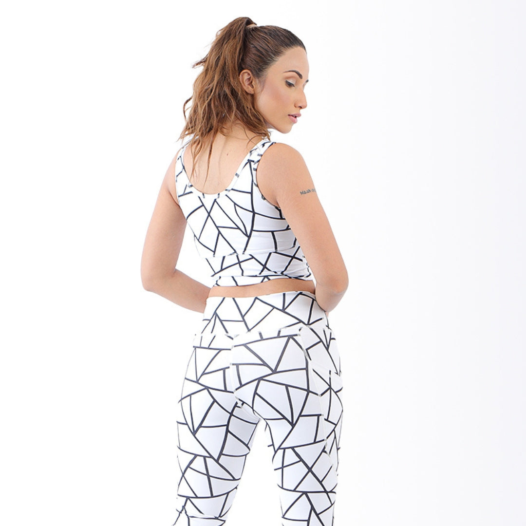 ENHANCE LINEAR SPORTS BRA