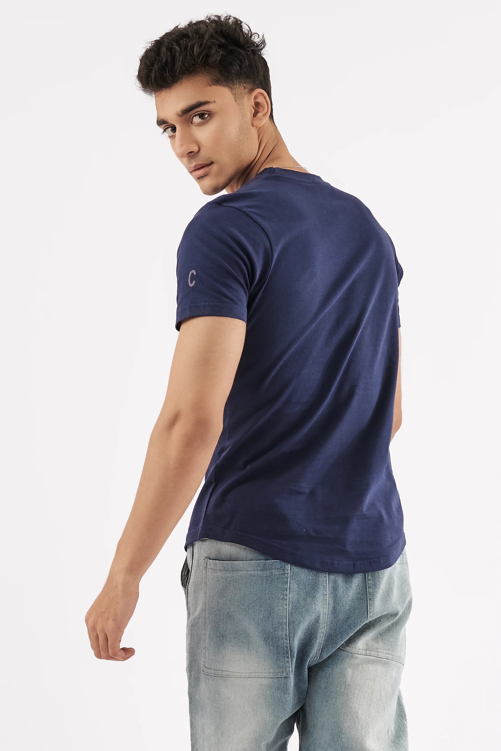 Men's Curved Hem T-Shirt Navy