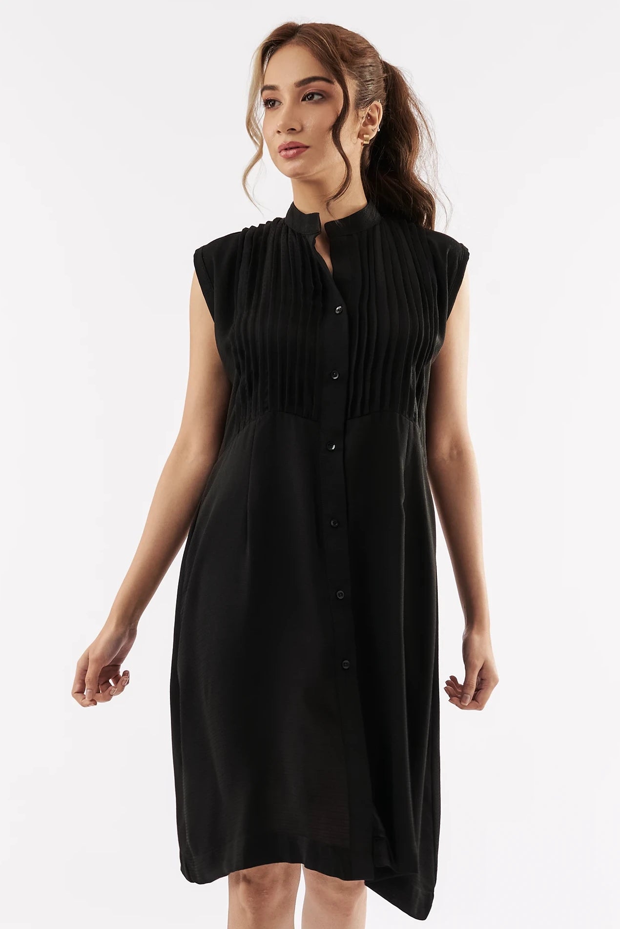 Women's Sleeveless Long Gathered Shirt