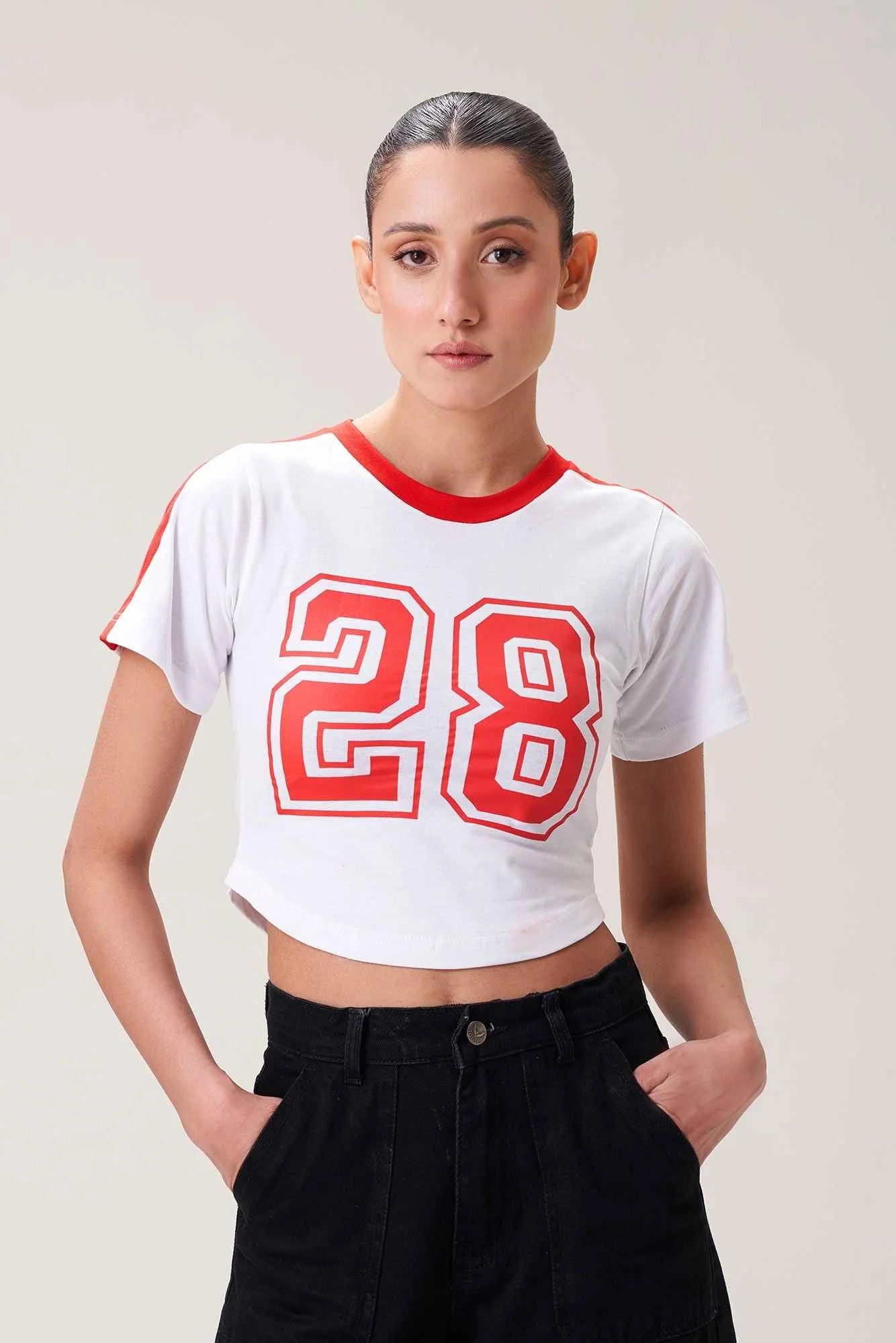 Sporty 28 Cropped T-Shirt for Women