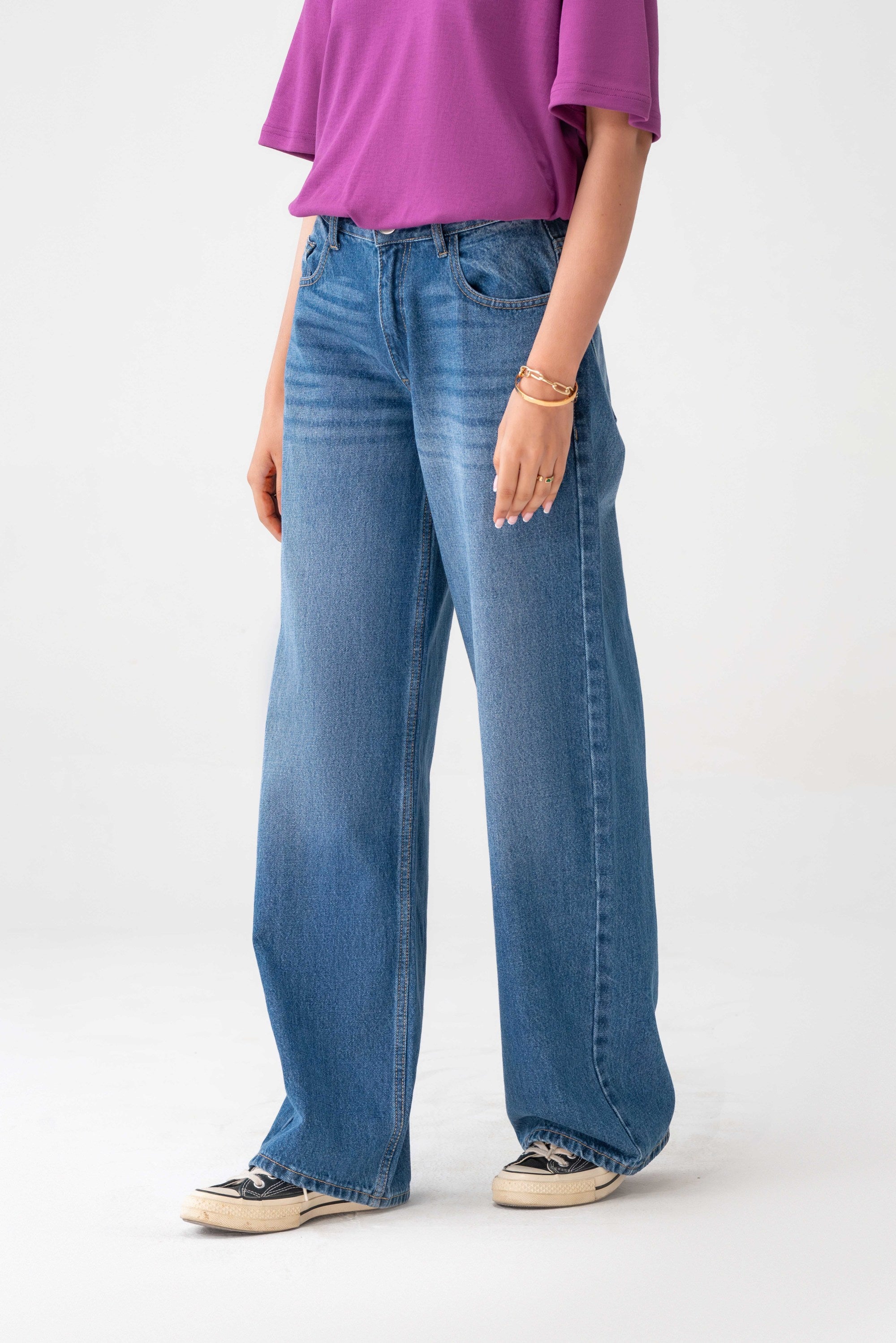 Relax Fit Denim Jeans – Women