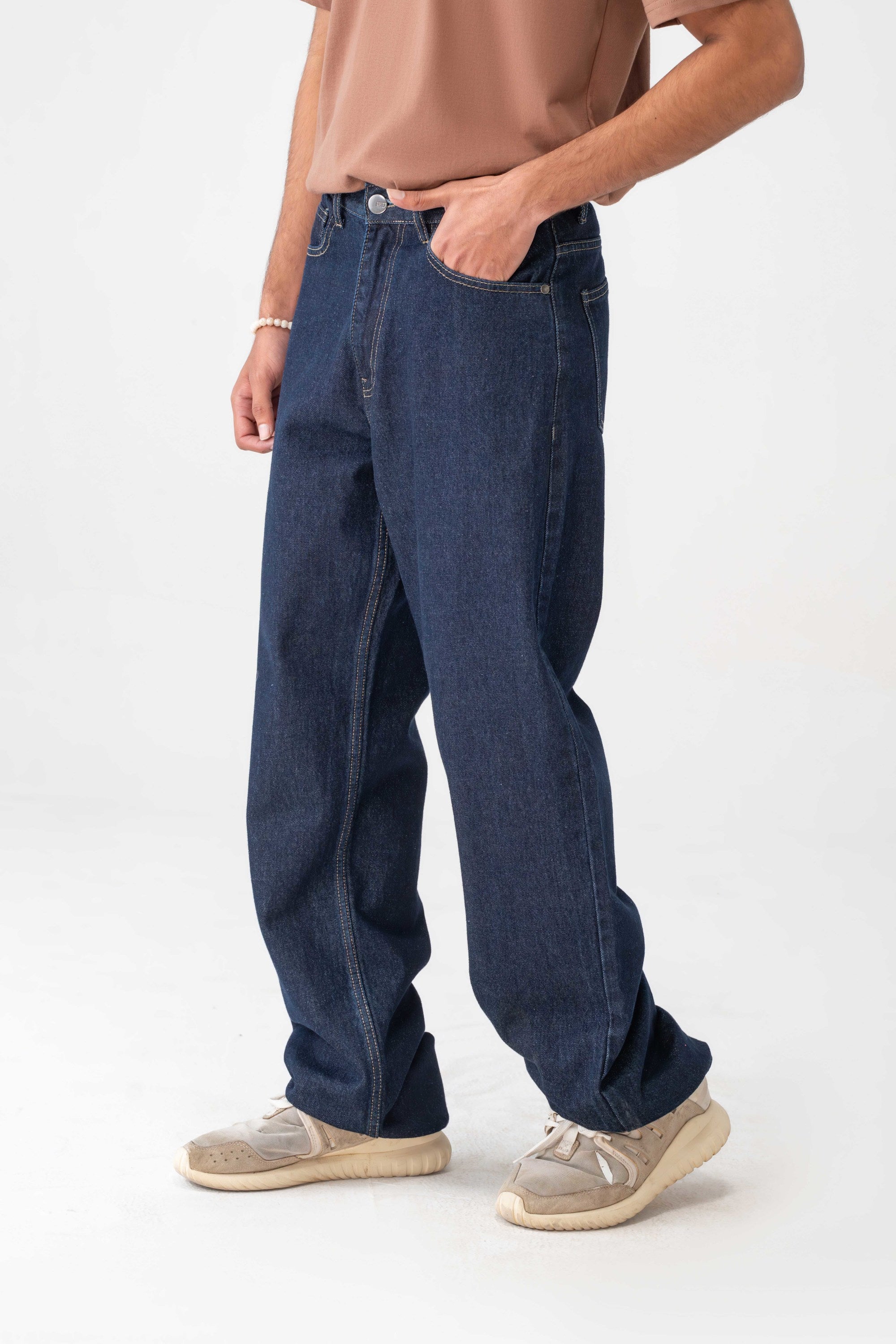 Straight Leg Denim Jeans – Men