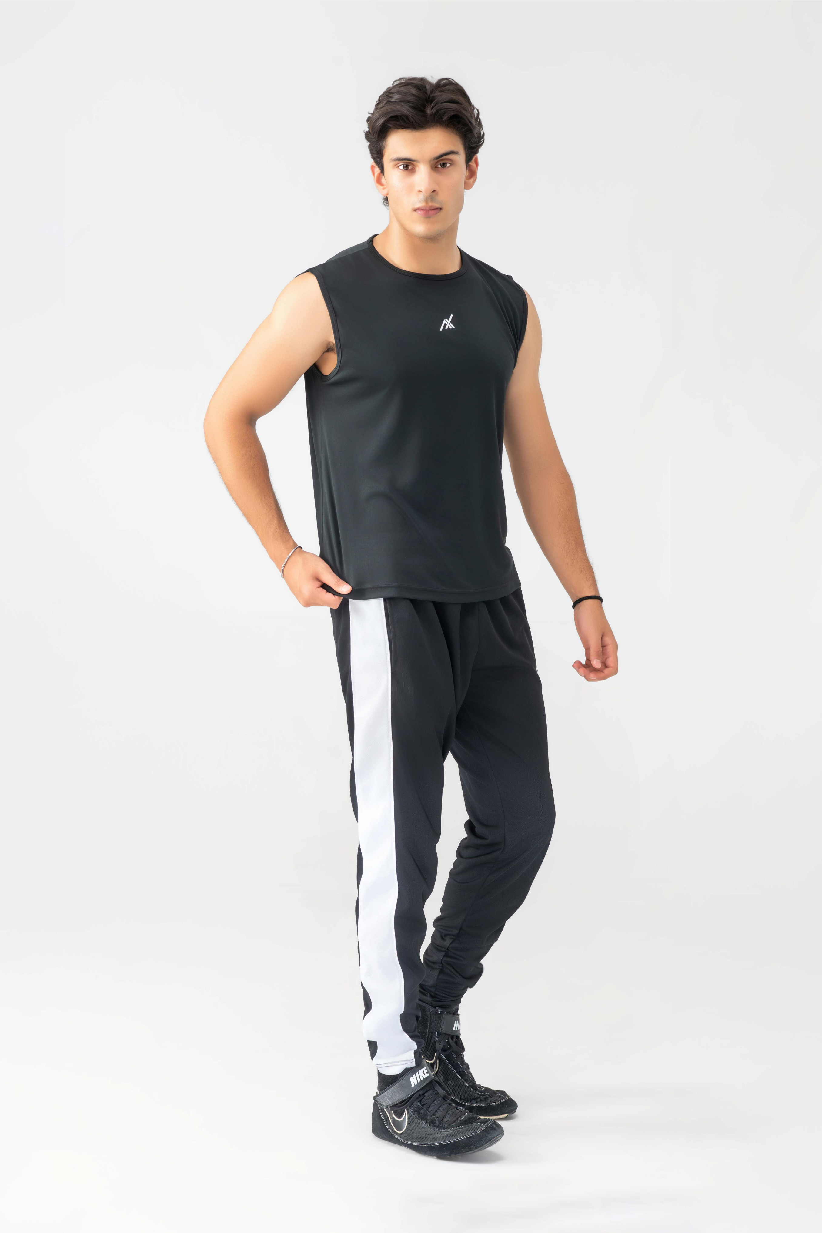 Men's Regular Fit Performance Tank Top