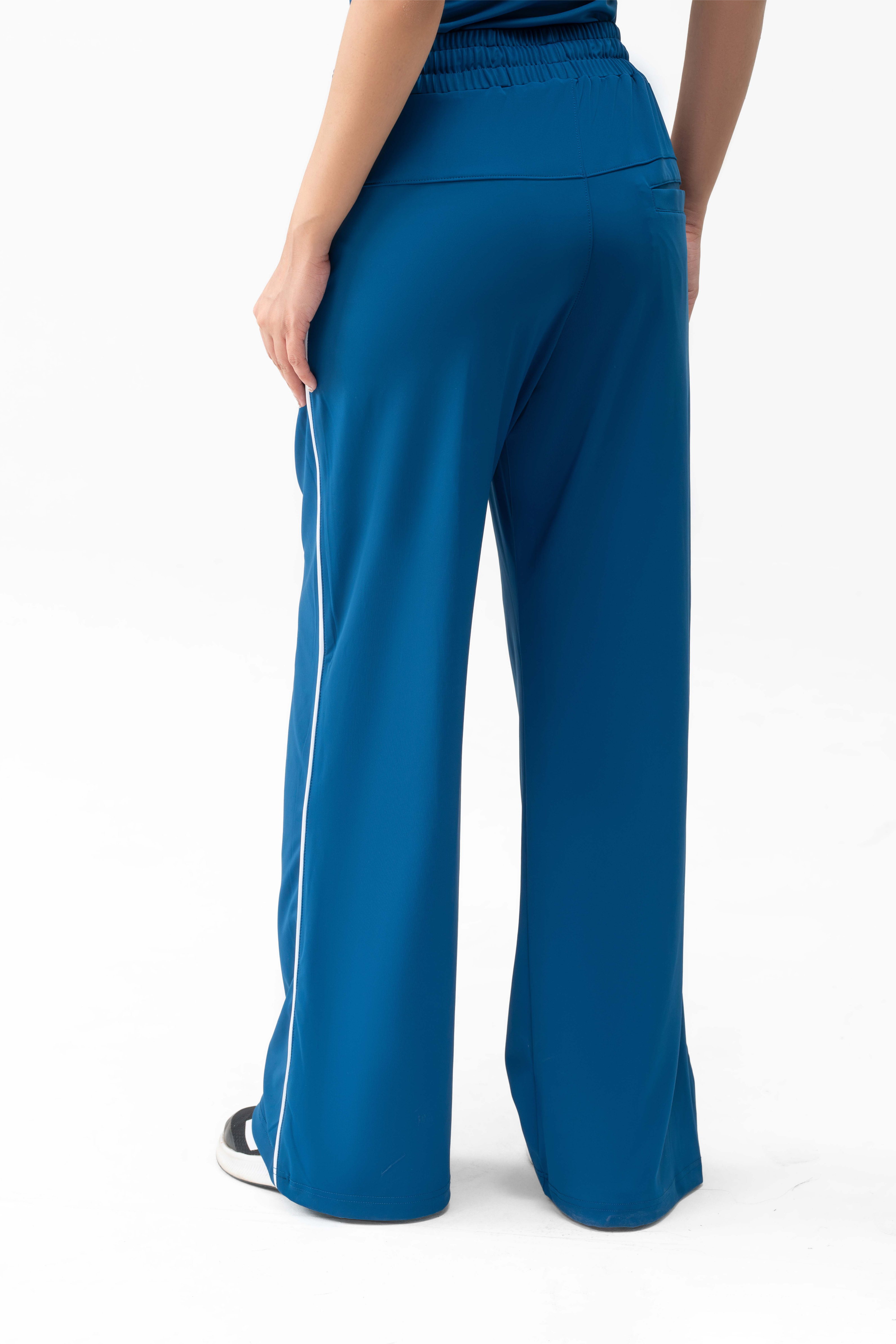 Women's Wide Leg Trouser