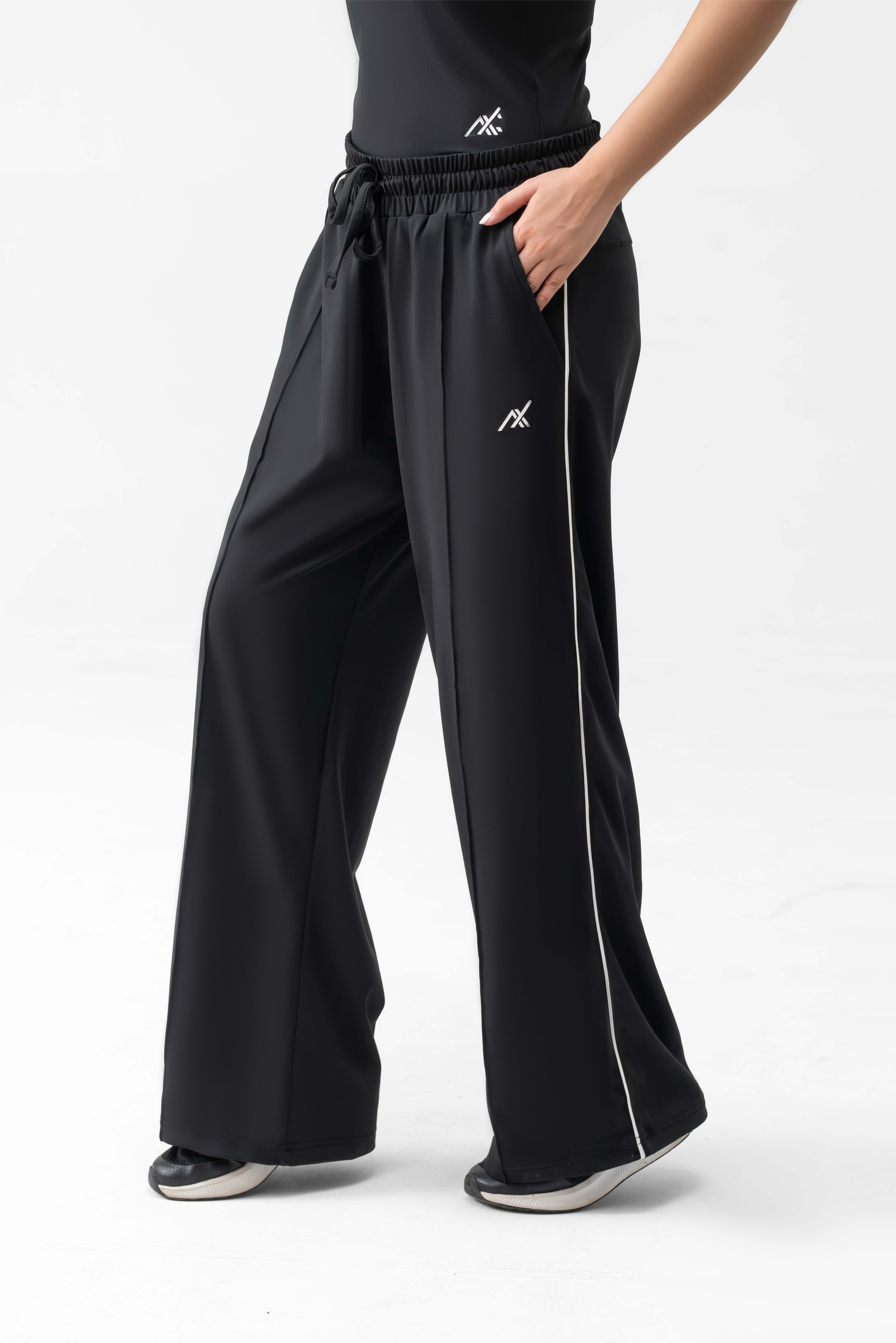 Women's Wide Leg Trouser