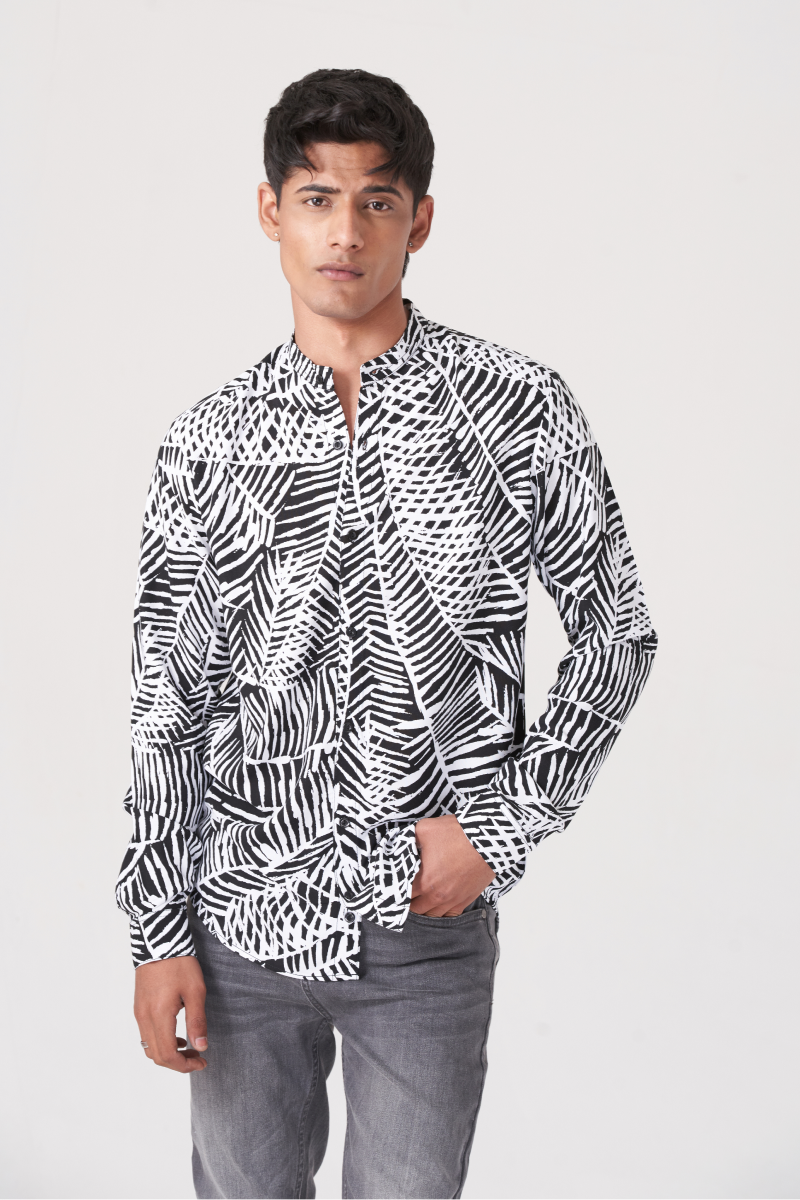 White And Black Men's Fusion Style Casual Shirt