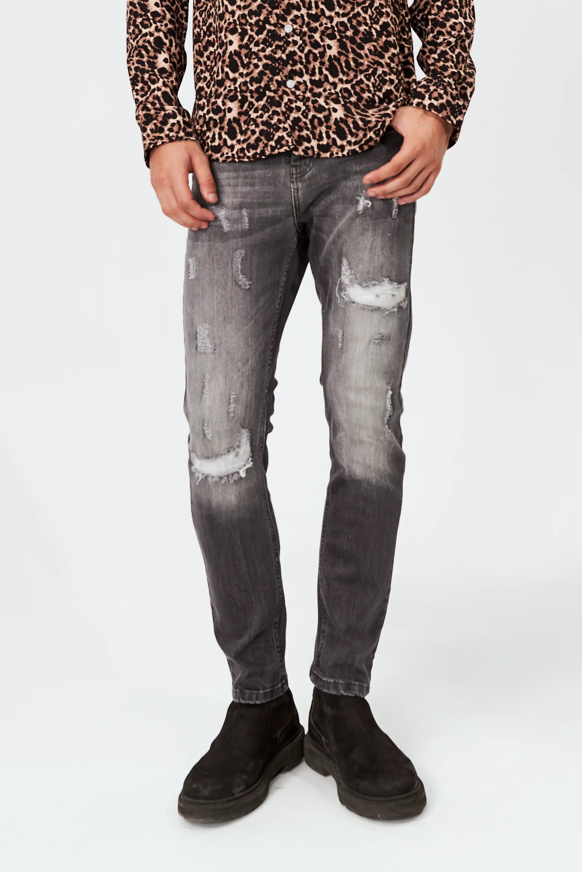 Men's Ripped Tapered Fit Black Jeans